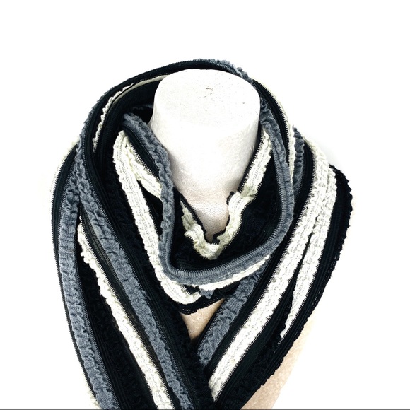 Dana Herbert Textured Scarf Black White Gray - Picture 1 of 8